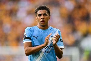 里科-刘易斯：休赛期我会去泰拳馆健身 每次踏上球场只想赢球