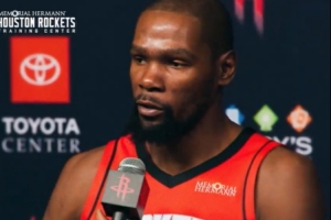 蓄势待发！火箭官推晒第二日训练 KD：不断摸索的过程是最有趣的