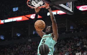 三个赛季共打106场！理查兹：希望马威保持健康新赛季出战超70场