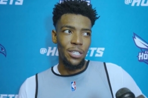 训练营首日！布兰登-米勒：夏天最开心的一天 互相促进努力拼搏