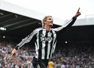 沃尔特玛德加盟前三个英超主场都进球，纽卡队史第三人