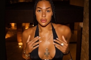 人各有志！坎贝奇号召女球员兼职擦边博主赚钱 首饰&貂皮都会有