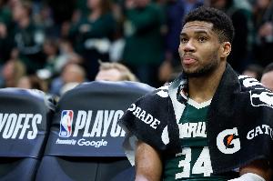 连续三年首轮出局！Shams：字母哥担忧新阵容能否继续争冠