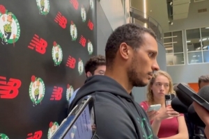 马祖拉：我们不会扼杀安芬尼-西蒙斯进攻侵略性 也需要他带动队友