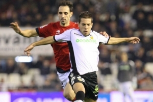 瓦伦西亚致敬阿尔巴：3年110场比赛，他在这里完成西甲首秀