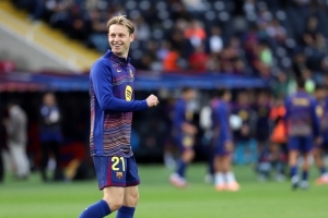 记者：德容将在10月15日续约，他在荷兰队训练营谈到了此事