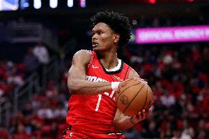 谢泼德谈和阿门搭档后场：他的攻筐非常有威胁 能吸引大量防守