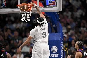 浓眉谈先发：防守有些麻烦&进攻每个位置都有优势 继续磨合