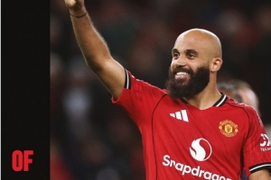 梅开二度，官方：姆伯莫当选曼联4-2布莱顿队内最佳球员