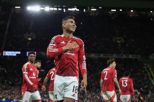 记者：卡塞米罗本赛季出场时曼联仅丢3球，不在场时丢了13球