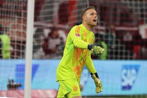 外租3个月仍未首秀！汉堡主帅：拜仁租将佩雷茨将出战德国杯