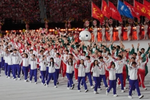 十五运会正式开幕，安踏全力为赛会保驾护航