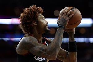 神兵天降！76认三分不中 乌布雷关键补篮得手帮助球队领先2分