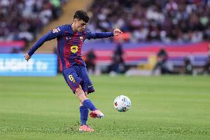 每体：弗里克期待佩德里提前复出，但巴萨医疗部门持谨慎态度