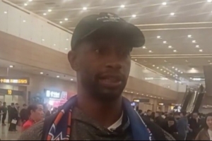 弗格：期待与好兄弟张镇麟见面 我要给上海队带来领导力和胜利