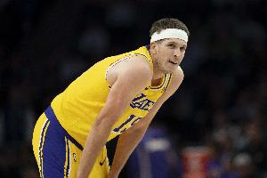 里夫斯：失利始于我表现不佳 面对这种强队打不好 你不可能赢的