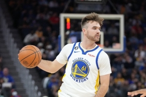 尽力局！斯潘塞替补13中5拿下11分8板13助2断