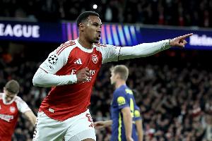 7场！加布里埃尔和拉亚各自是本赛季英超零封最多的中卫和门将