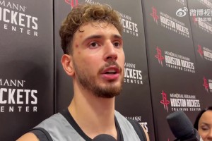 在学校练好三分，真的能让你获得优先择偶权！