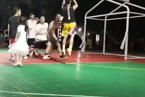 杨毅：幼鲨被大梦横扫过，幼詹被马刺横扫过，但他们实力不会停留