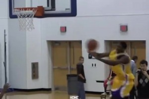 詹姆斯做客网红凯塞纳特直播间～