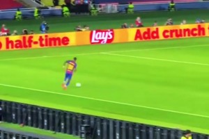 拉什福德这沉肩变向简直是降维打击，鱼缸理论还在上升