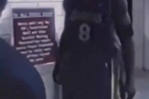 看着真壮啊！06年增重的科比 身材能否比肩巅峰乔丹?