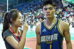 劳宗烨人在贵州但无时无刻都心系家乡洪灾！