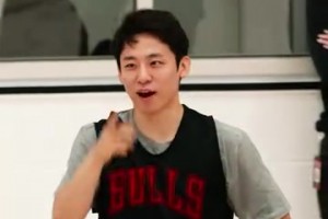 牌还是不错的！公牛队训练营花絮！努力防守的河村！