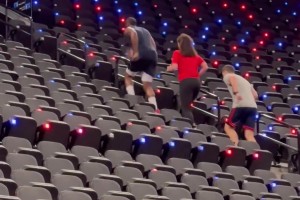 阿门：我喜欢打控卫，但是为了赢球，我可以去打任何位置