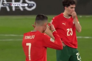 永远的队魂！一个视频带你回顾罗伊斯的多特生涯！