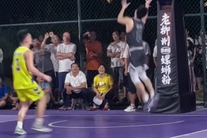 艾特出你兄弟中打球最像他的。。。。