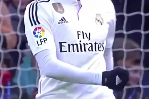 无理进球！本泽马完美诠释了香蕉球的含义！