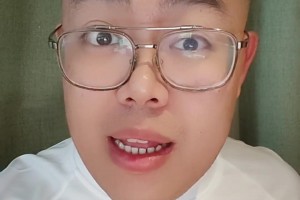 整笑了！国安博主：教练也没错了，也四后卫了，那是谁错了？