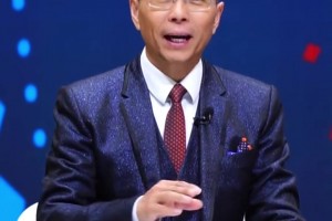 詹俊：萨拉赫断崖式下滑，有必要让他多打打替补，给其他人机会