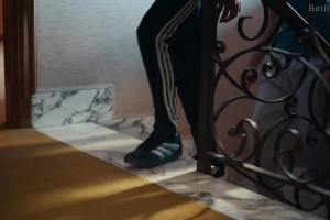 谁更强？名场面：当本泽马得知理查兹拿自己和凯恩比较时…