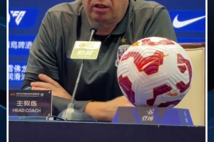 斯卢茨基:不能再丢分！比赛打到这个份上已经没什么好多想的了