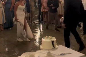 这是不是每个足球男生心中最美好的婚礼…