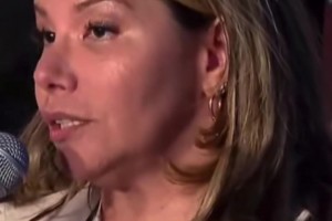 安切洛蒂：我和维尼修斯关系很好，国家德比发生的事情是个错误