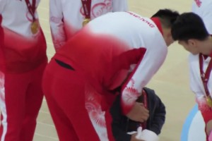 你俩日子过好比什么都强....