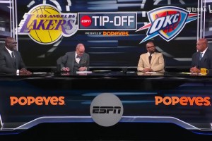 未来可期！普渡大学队记：郇斯楠补充球队体型，是守强攻弱的球员