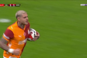 敏锐的门前嗅觉！伊卡尔迪门前包抄劲射破门！