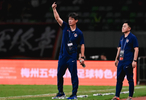 连续两场痛失好局，李霄鹏不适合再当教练！海牛保级前景九死一生