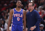 剑走偏锋！76人第三节净效率-38.7联盟垫底但末节+31.6联盟第一